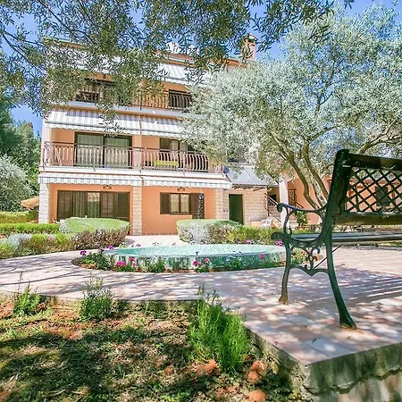 Studio In Porec/istrien 10055 Apartamento Poreč